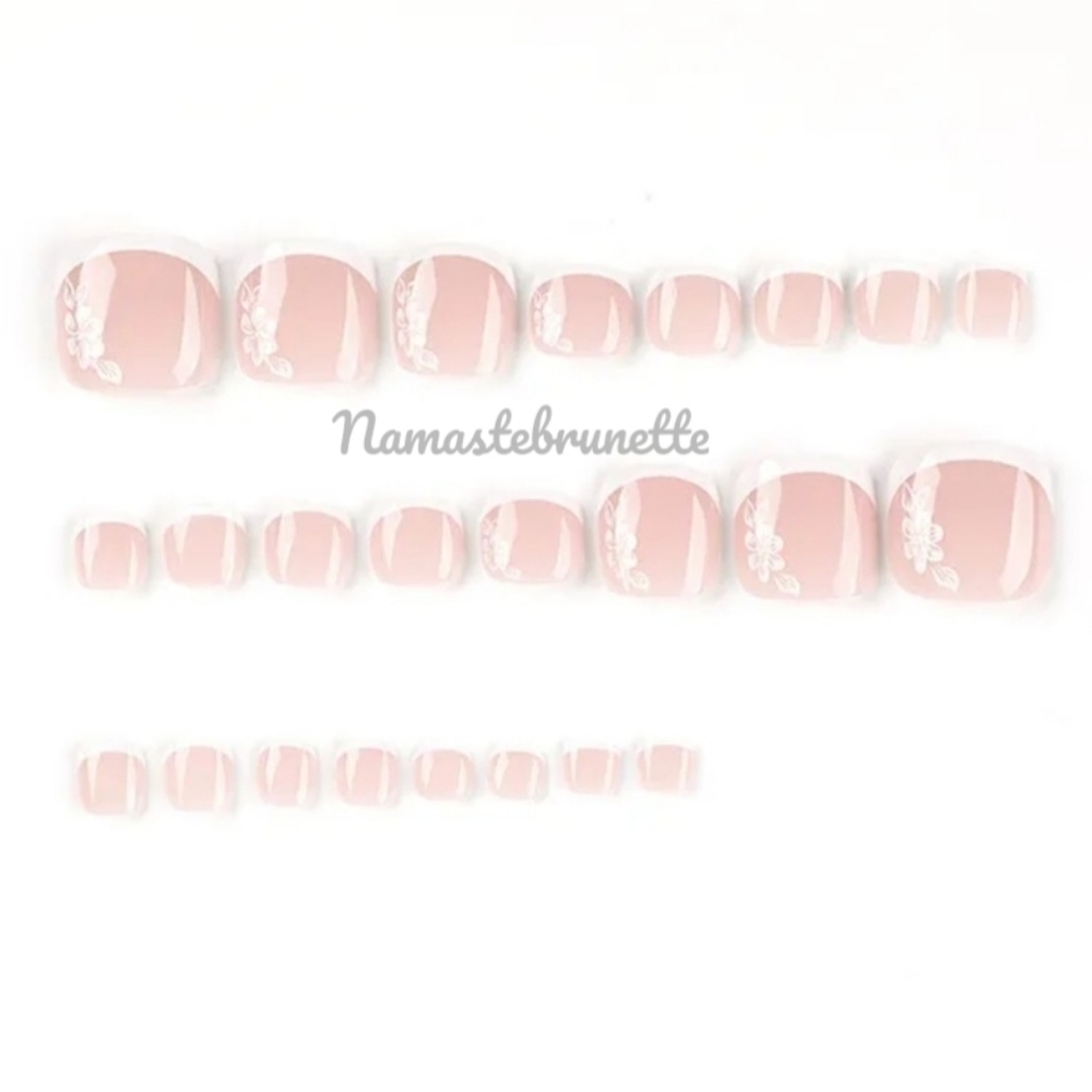 2/$16 🌺 Floral French Tip  Press On Toenails - Picture 4 of 17